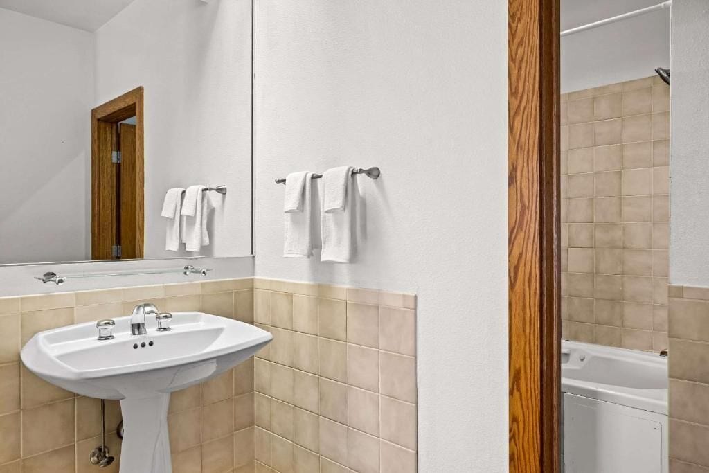 free toiletries, hair dryer, towels