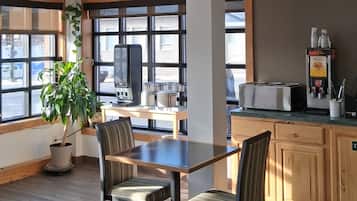 Desayuno continental gratuito