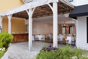 Espace mariage en plein air