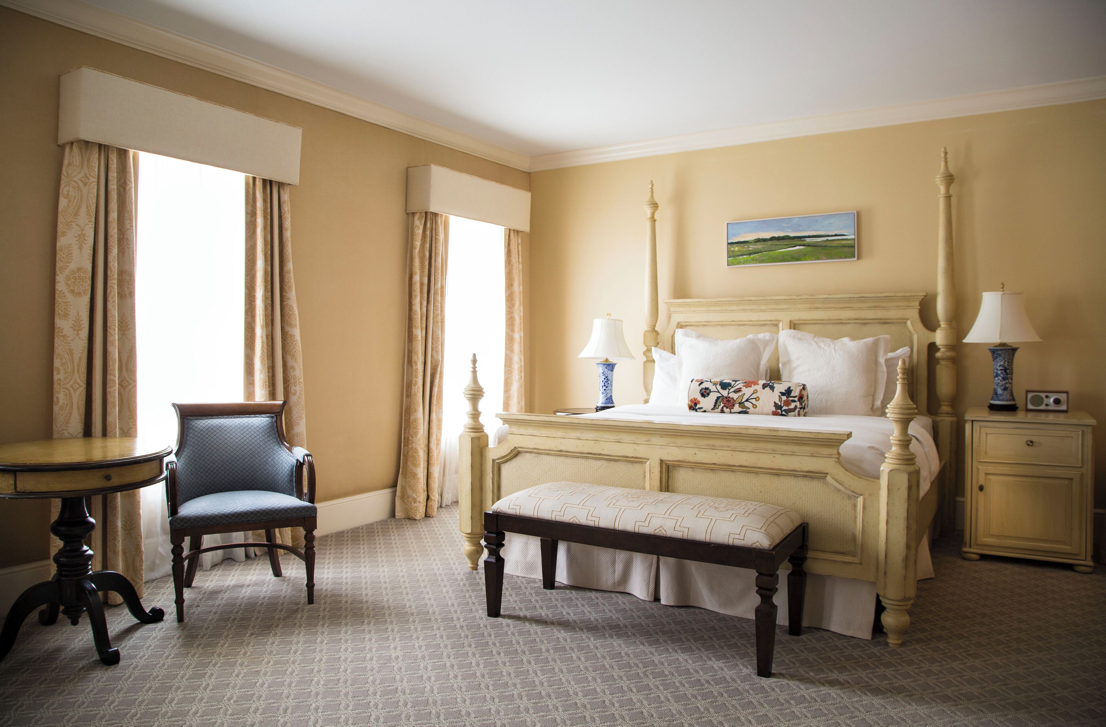 1 bedroom, premium bedding, minibar, in-room safe