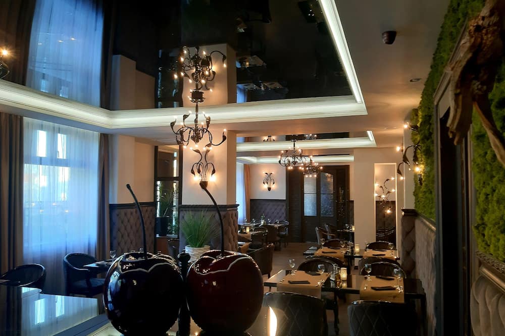 Hotel Fado