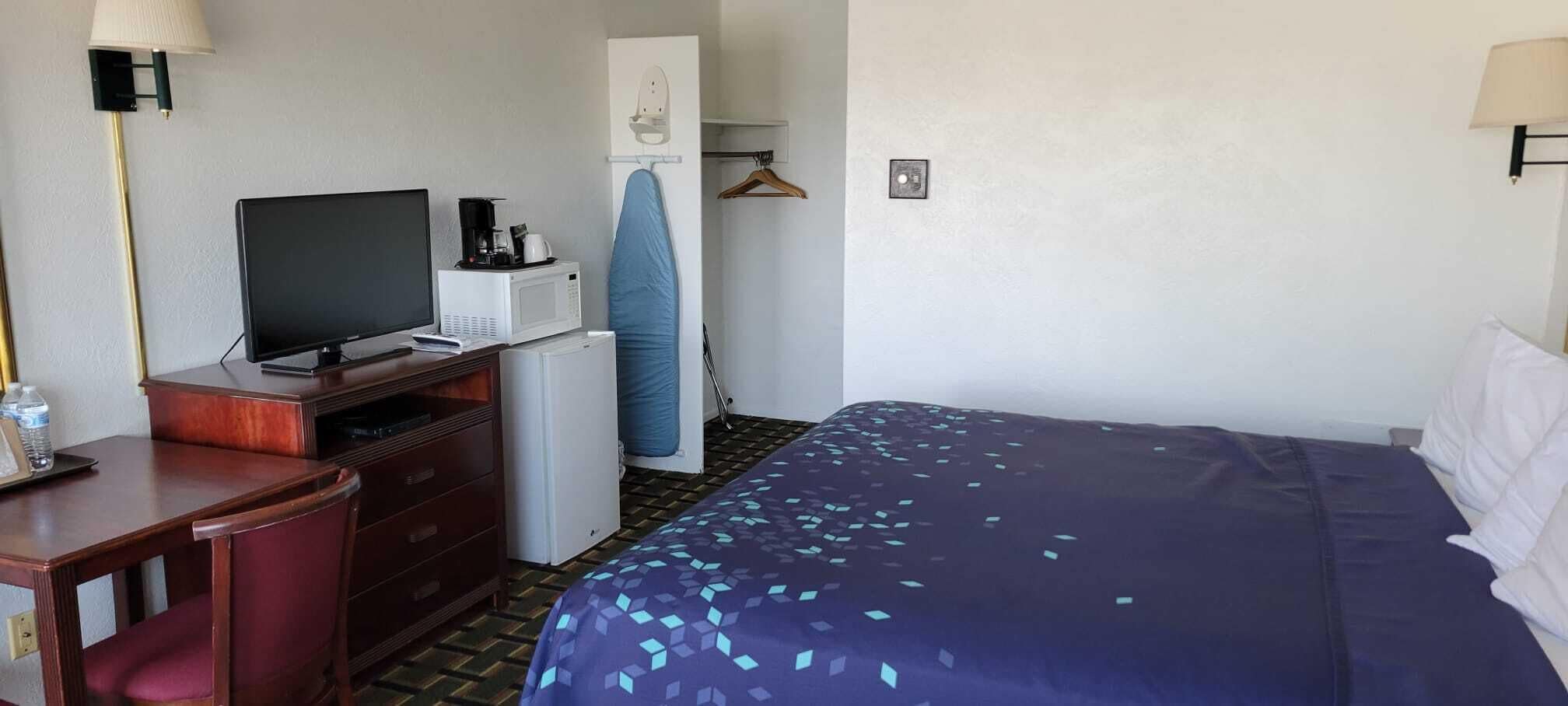 Stagecoach Motel — photo 12