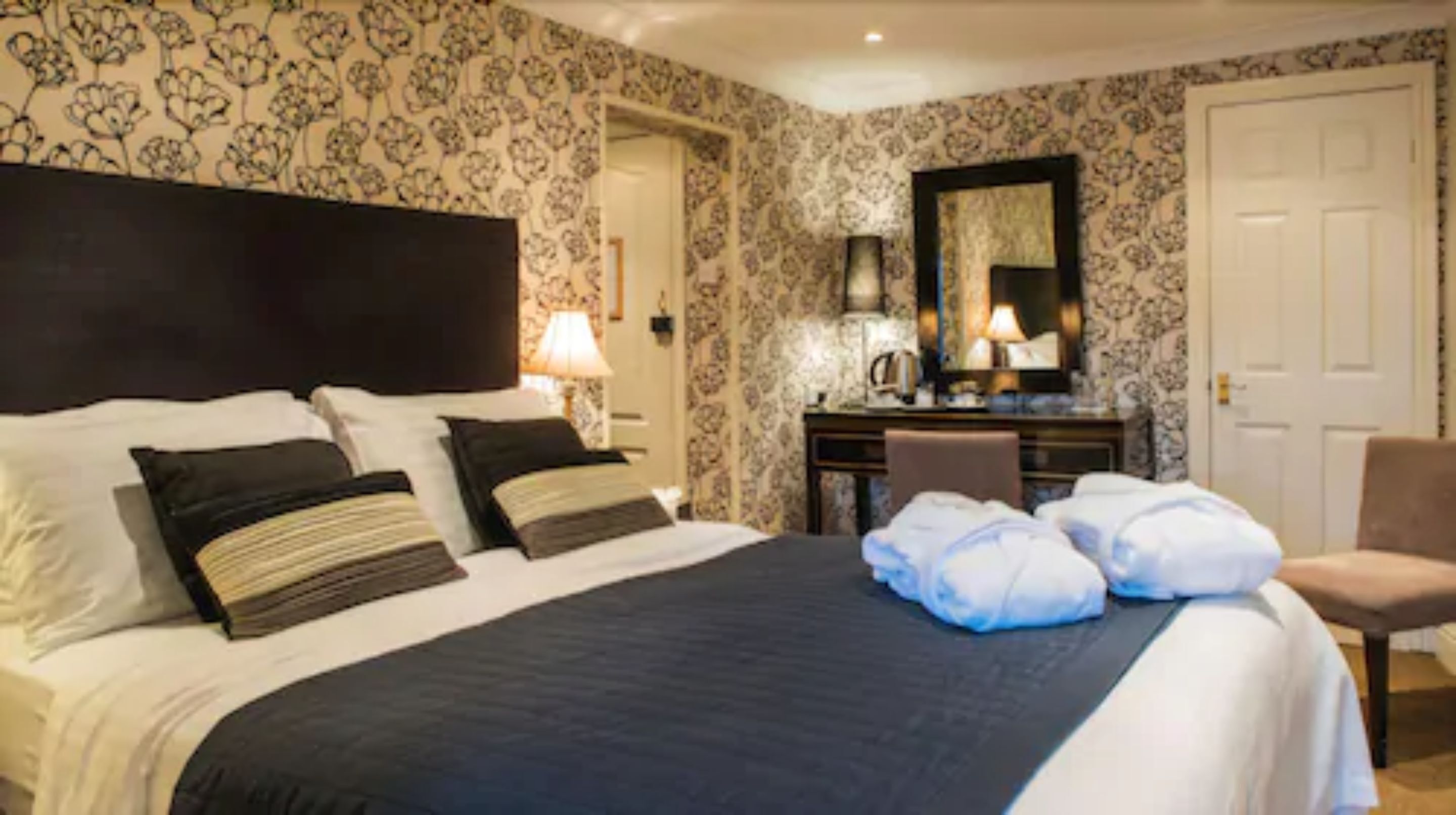 1 bedroom, desk, laptop workspace, iron/ironing board