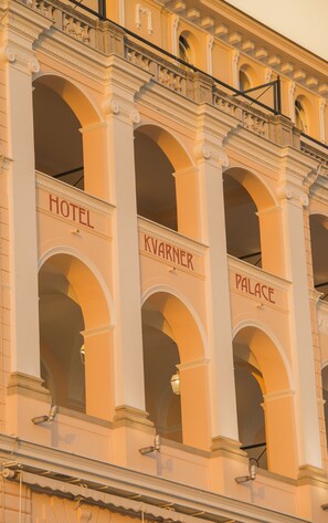 Bagian depan properti