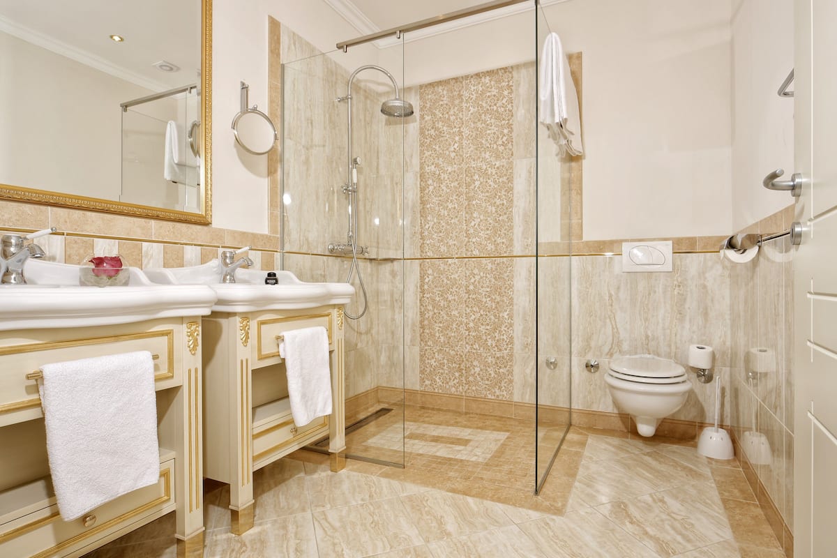 superior double room, sea view | room amenity