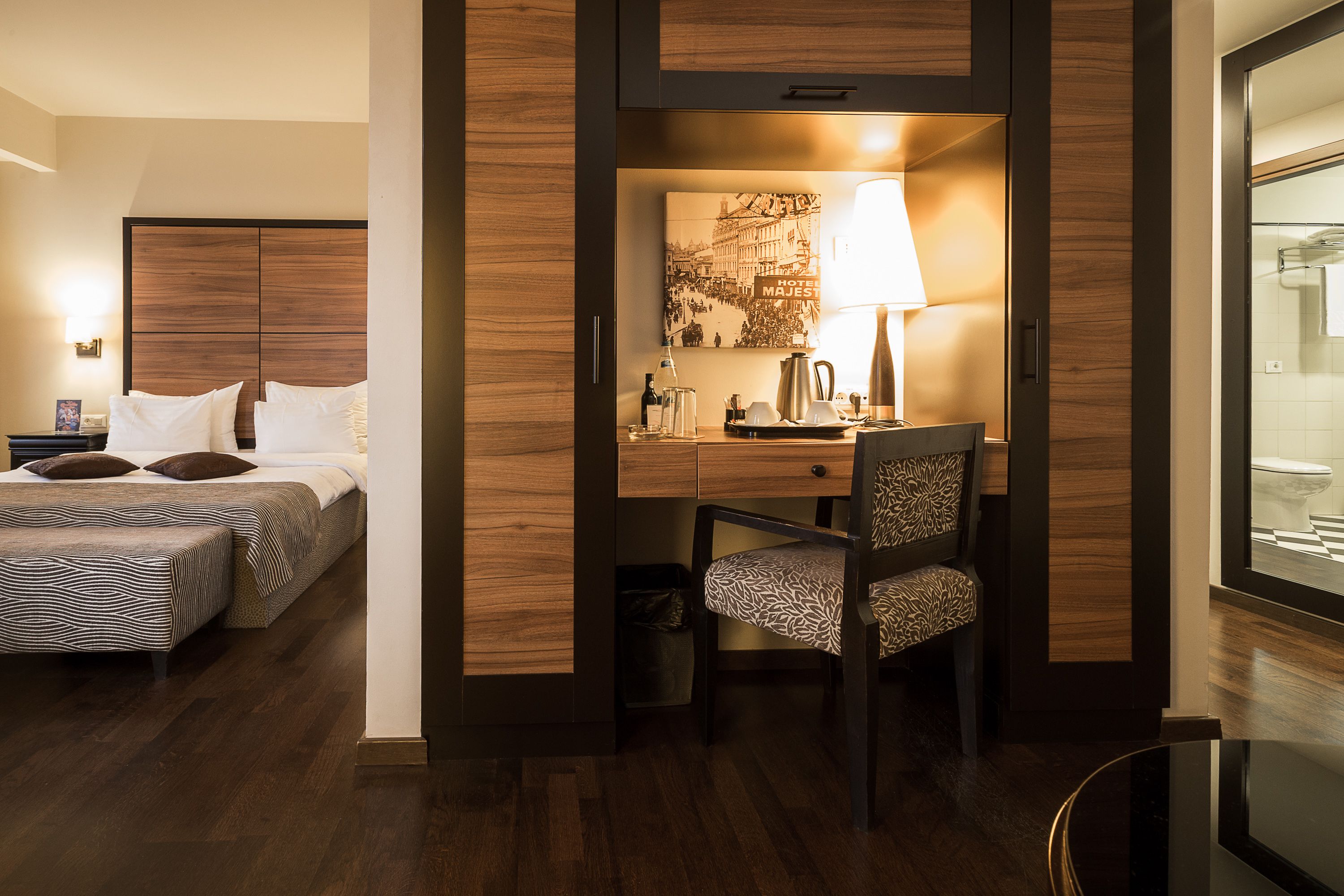 deluxe queen room | room amenity