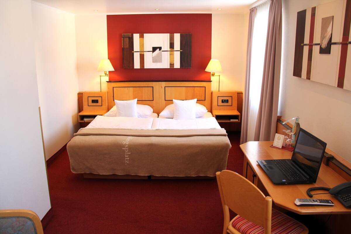 standard double room | premium bedding, minibar, in-room safe, desk