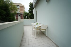 Appartamento Standard, 2 camere da letto | Terrazza/patio