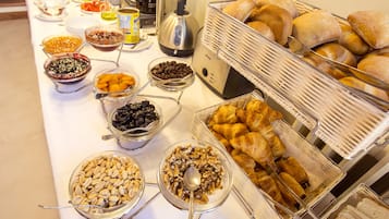Dagelijks ontbijtbuffet (toeslag)