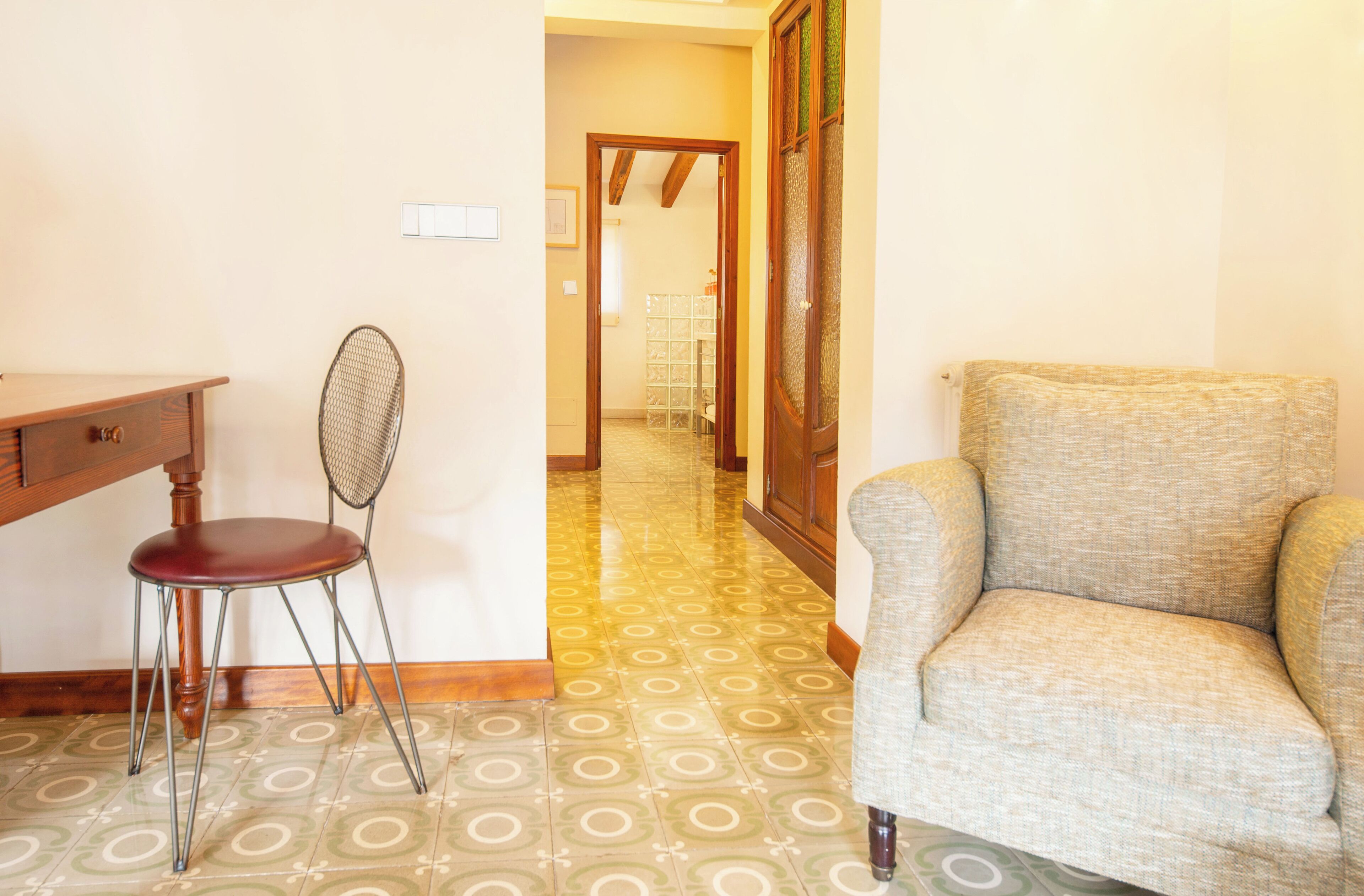 junior suite, terrace, mountain view | living area | flat-screen tv, dvd player
