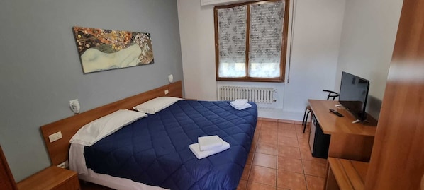 Chambre Double | Bureau