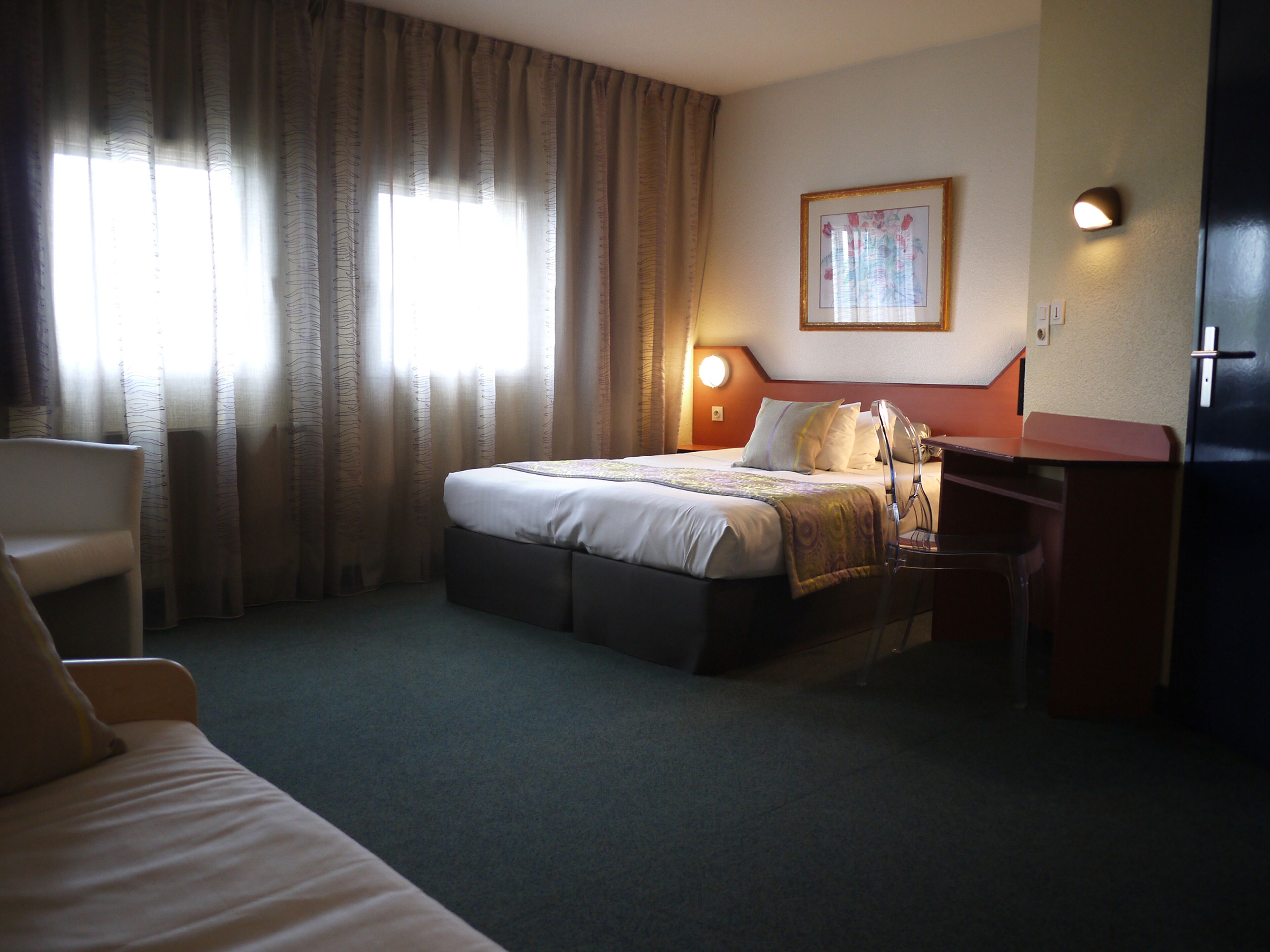 Foto - Kyriad Direct Rennes Ouest