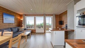 Familielejlighed | Opholdsområde | 32-tommers fladskærms-tv med satellitkanaler, tv