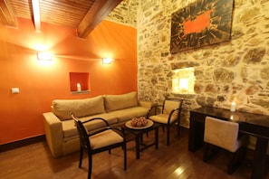 ملاءات من القطن المصري وأغطية فراش متميزة وأسرّة بطبقة علوية مريحة