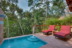 Cloud9 Suite, Private Pool, River View | Private pool - Mystic River Resort (San Ignacio)