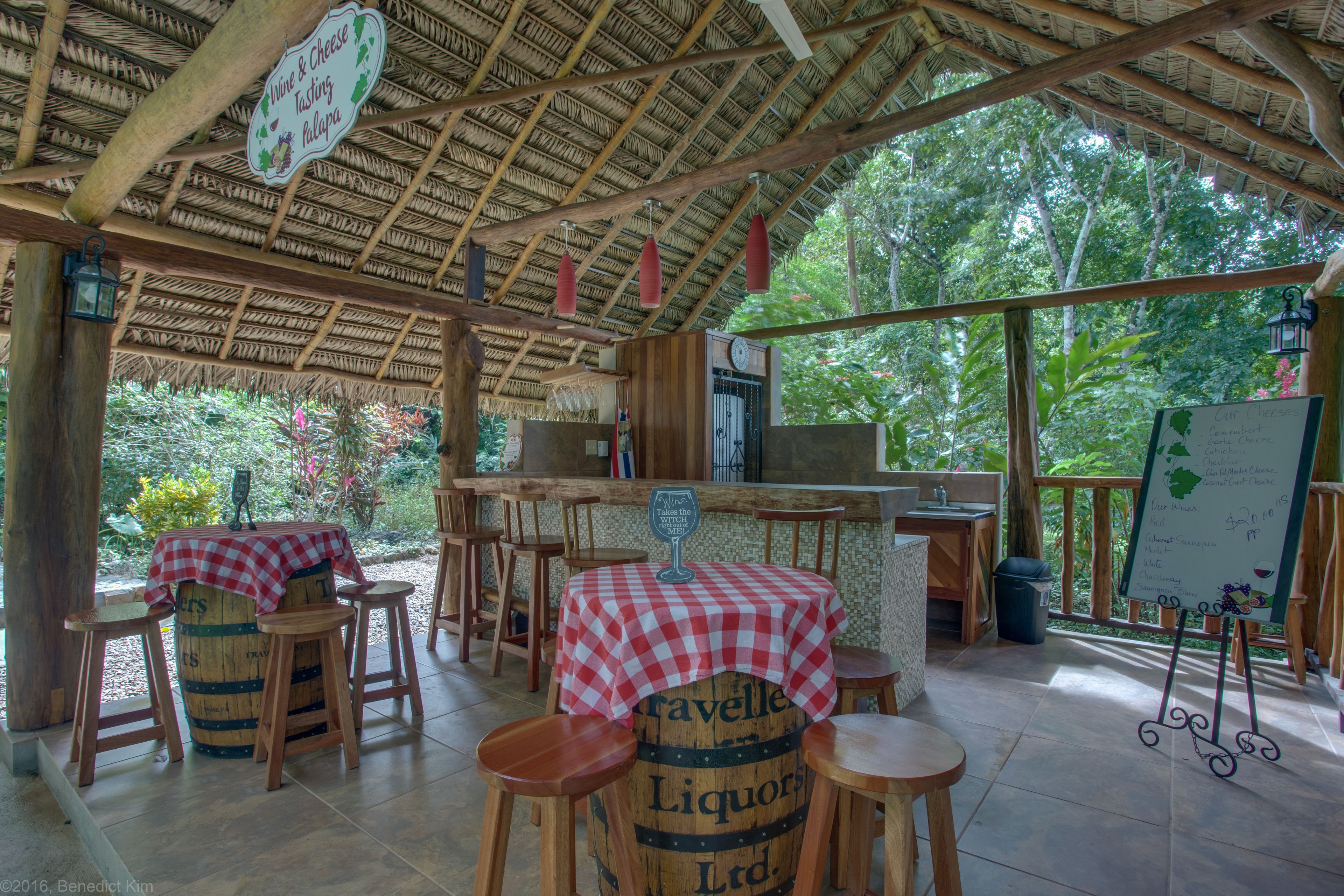 breakfast, lunch, dinner served; local and international cuisine