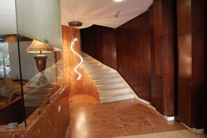 Interior - Mozart Hotel (Beirut)