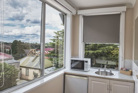 Superior Twin | Courtyard view