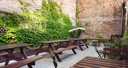 Patio Hostel