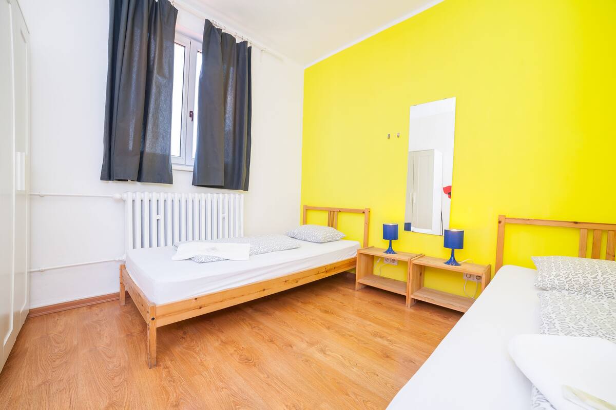5-Bed Apartment