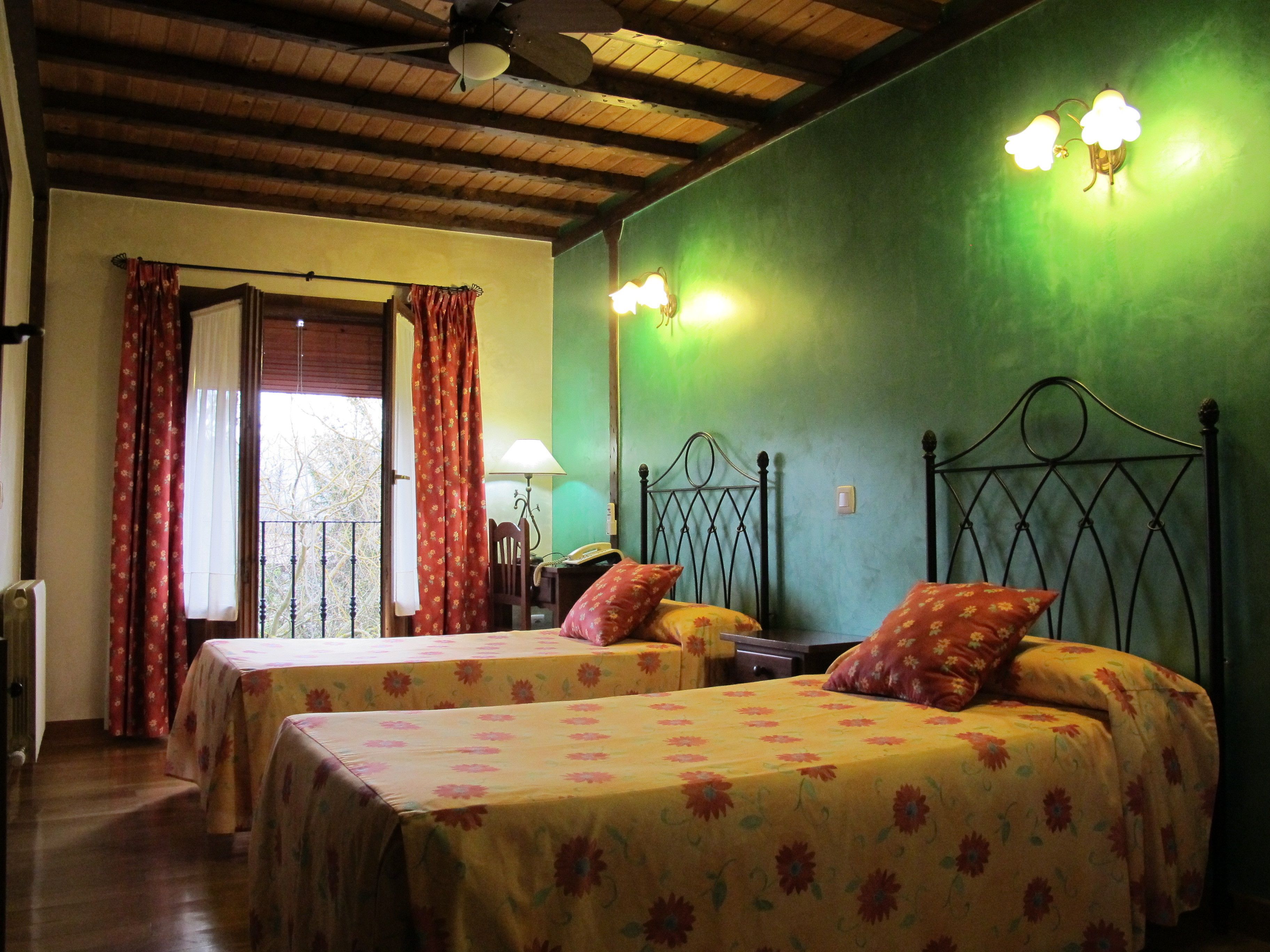 1 bedroom, minibar, in-room safe, desk