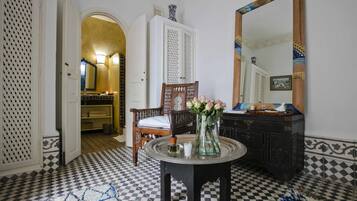 Double Room, 1 King Bed (Mogador) | Living area