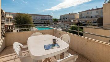 Appartement 1 chambre , climatisé, Vue piscine 4 personnes | Terrace/patio