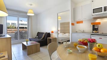 Appartement 1 chambre 4 personnes | Opções para refeição no quarto