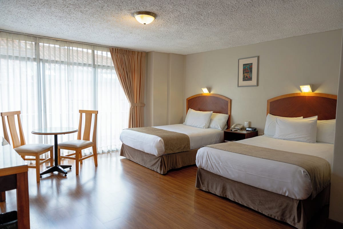 Chambre Supérieure avec lits jumeaux