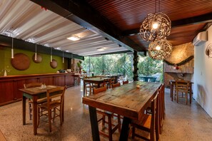 Free daily buffet breakfast  - Pousada Vila do Bosque (Bombinhas)