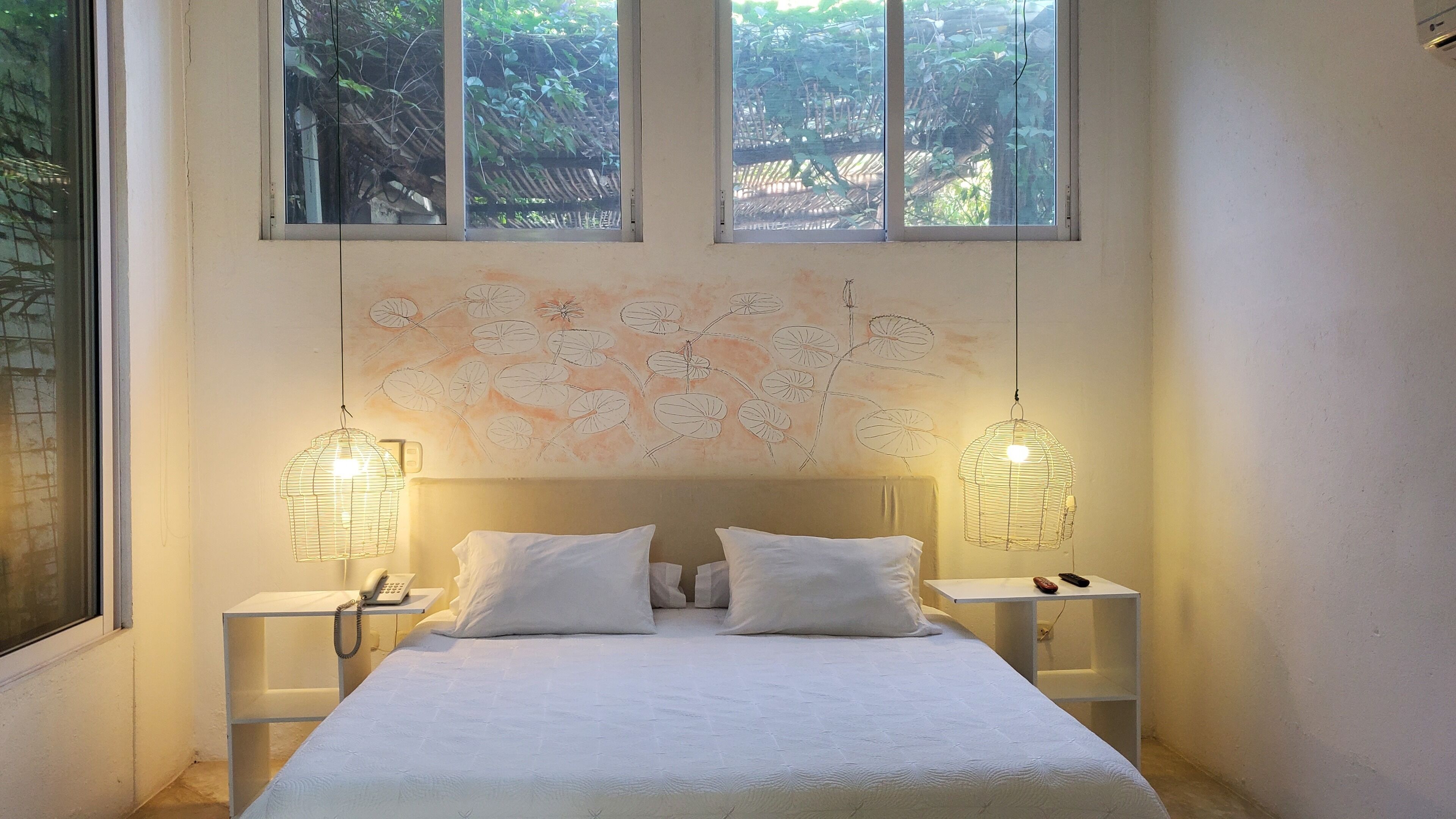 standard room | premium bedding, select comfort beds, minibar, in-room safe