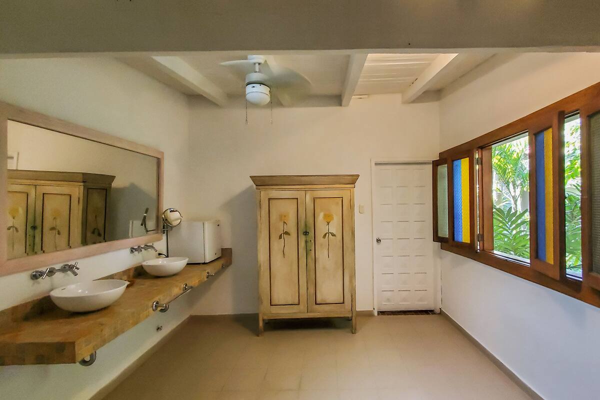 Shower, free toiletries, hair dryer (on request), towels