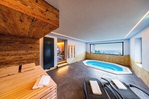 Tina de hidromasaje interior