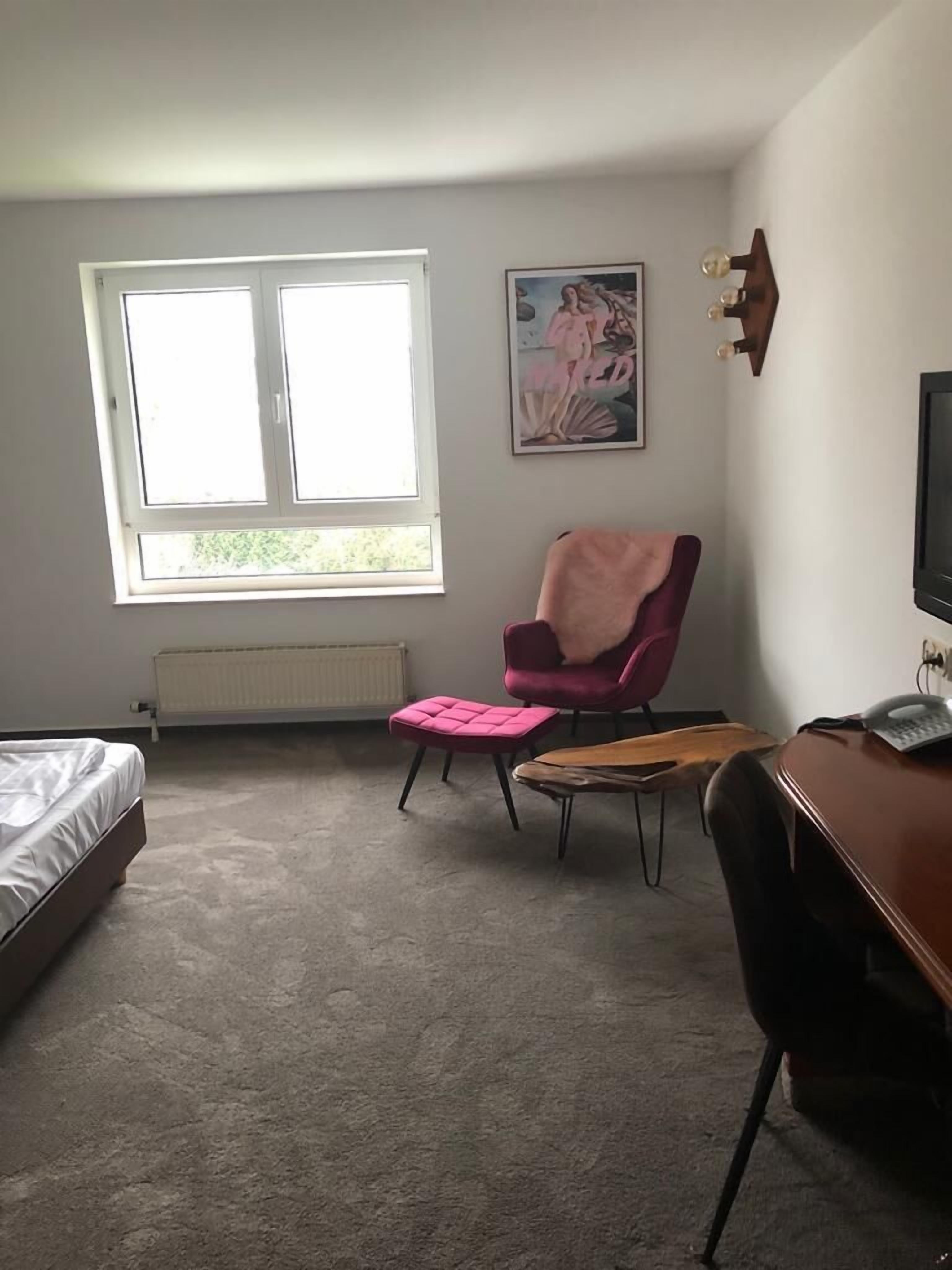 double room | in-room safe, desk, iron/ironing board, rollaway beds