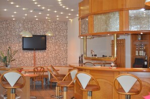 Bar (on property) - Hotel Eppelborner Hof (Eppelborn)