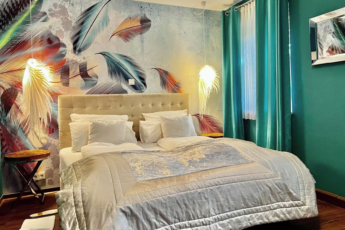 Shower, eco-friendly toiletries, hair dryer, slippers