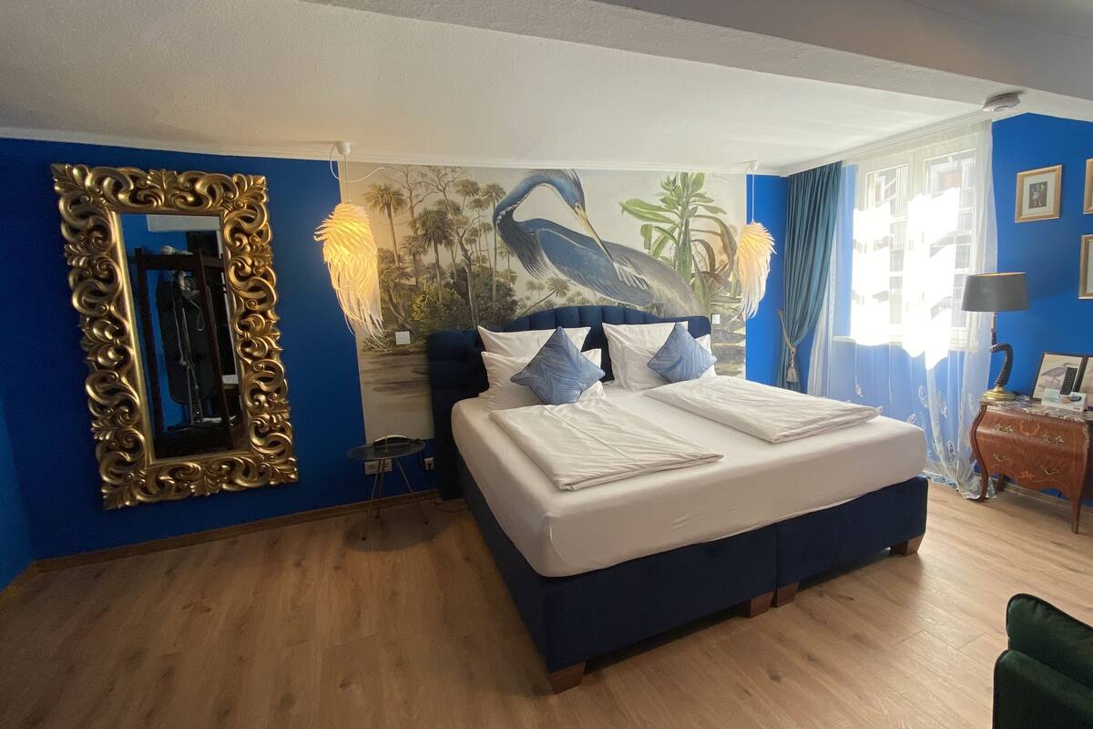 Signature Apartment, 1 Bedroom, Kitchenette, City View (Reihernest) | Premium bedding, Tempur-Pedic beds, desk, laptop workspace