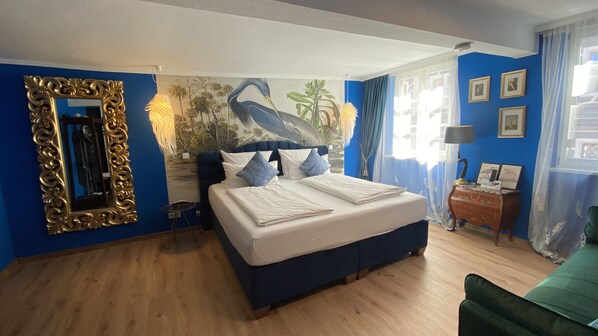 Signature Apartment, 1 Bedroom, Kitchenette, City View (Reihernest)