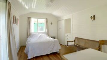 Cottage, salle de bains attenante (Apple)