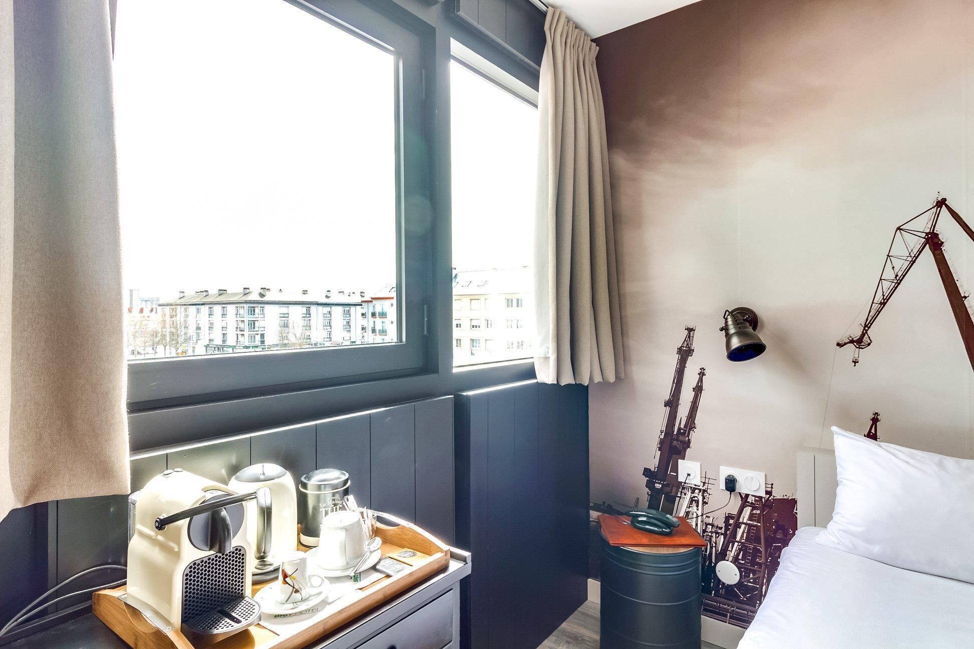 individually furnished, desk, laptop workspace, blackout curtains