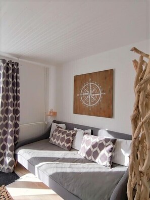 Phòng đôi Premium, hiên | Bộ đồ giường cao cấp, két bảo mật tại phòng, trang trí khác biệt 