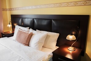 In-room safe, desk, iron/ironing board, free WiFi