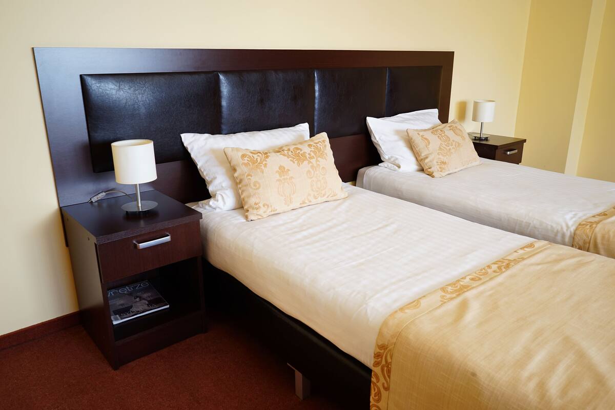 In-room safe, desk, iron/ironing board, free WiFi