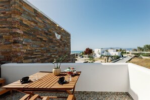 Outdoor dining - Aegean Land (Naxos)