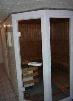 Massage- und Behandlungsräume