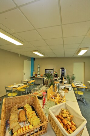 Buffet - Hôtel Entre Terre et Mer (Beauvoir-sur-Mer)