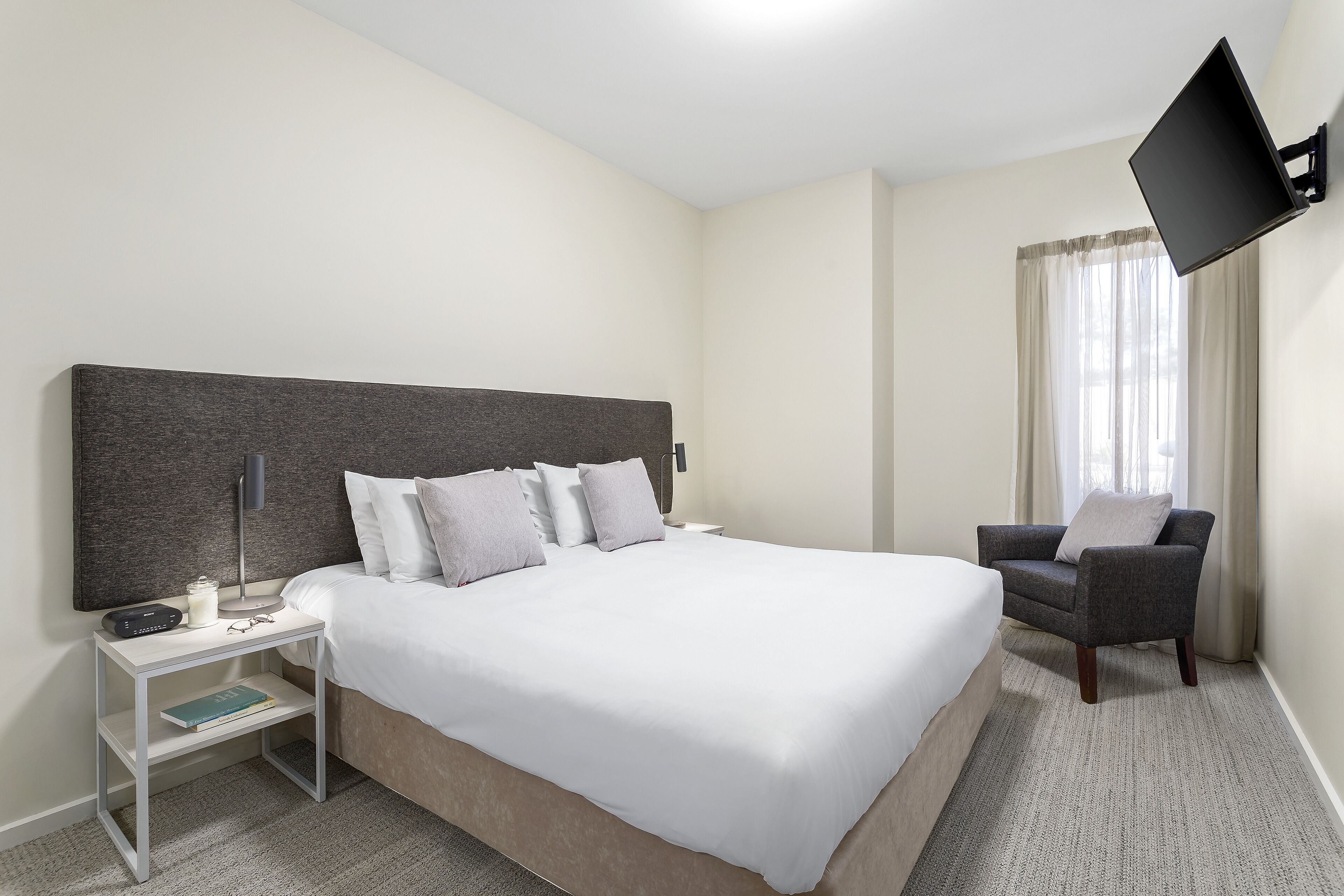 in-room safe, desk, iron/ironing board, free wifi