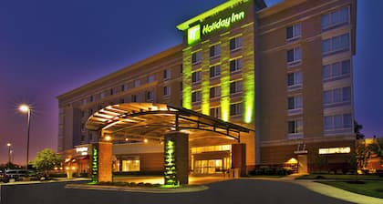 Holiday Inn Detroit Metro Airport by IHG