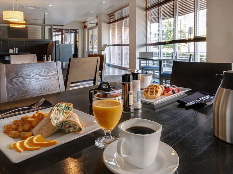 Daily cooked-to-order breakfast for a fee