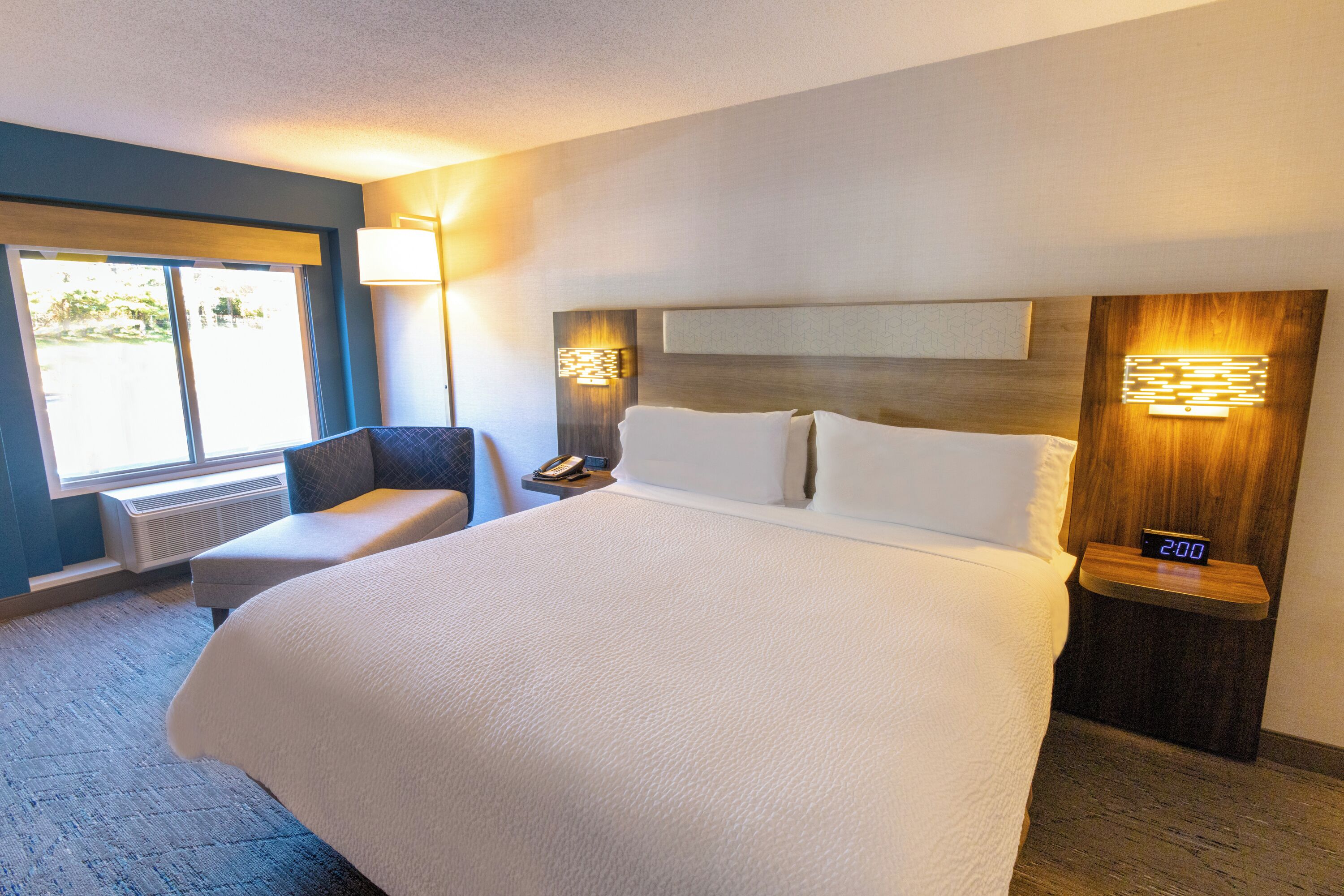 Pillowtop-bedden, een kluis op de kamer, een bureau